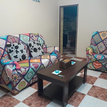 Disfruta De Un Barrio Tranquilo Apartment Alcala de Guadaira Bagian luar foto