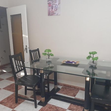 Disfruta De Un Barrio Tranquilo Apartment Alcala de Guadaira Bagian luar foto