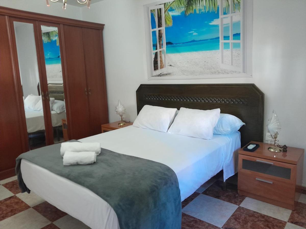 Disfruta De Un Barrio Tranquilo Apartment Alcala de Guadaira Bagian luar foto