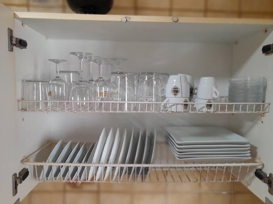 Disfruta De Un Barrio Tranquilo Apartment Alcala de Guadaira Bagian luar foto