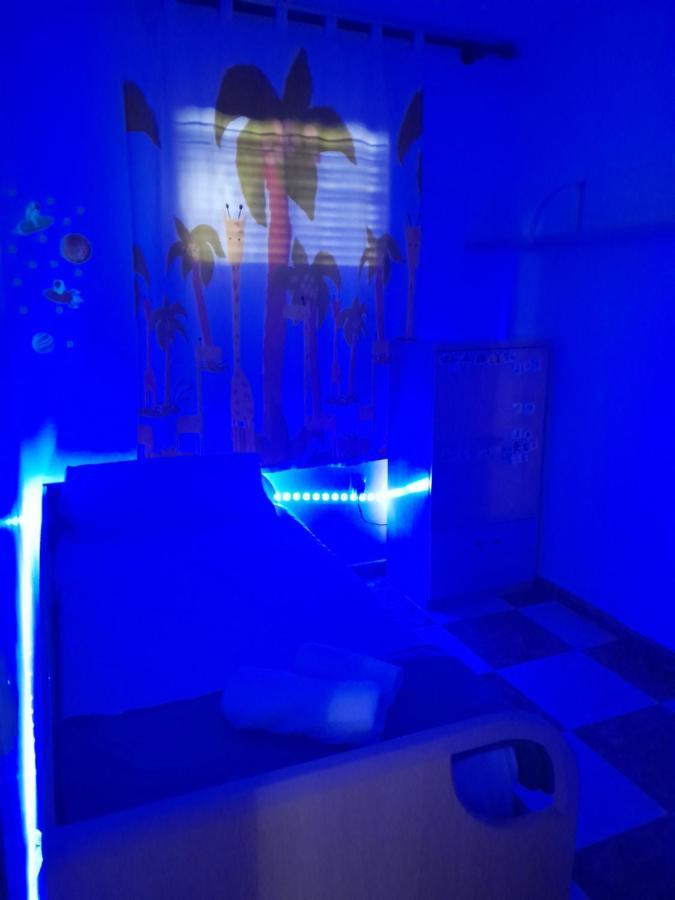 Disfruta De Un Barrio Tranquilo Apartment Alcala de Guadaira Bagian luar foto