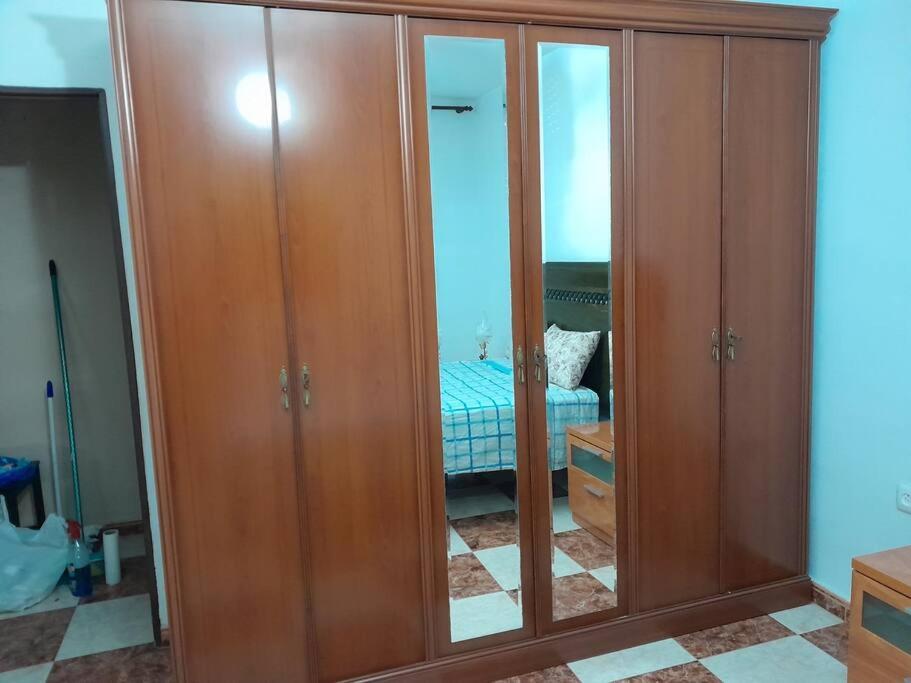 Disfruta De Un Barrio Tranquilo Apartment Alcala de Guadaira Bagian luar foto